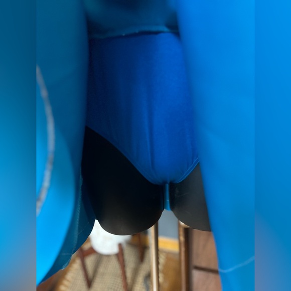 Weissman Jump To The Rhythm Blue Sequin Leotard XLC - Picture 5 of 7